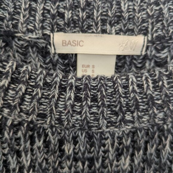 H and M Basic womens marled bluewhite knit sweater long sleeve size S - Picture 2 of 3